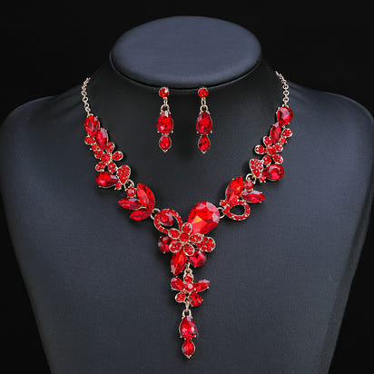 Vintage Floral Necklace and Earrings Set