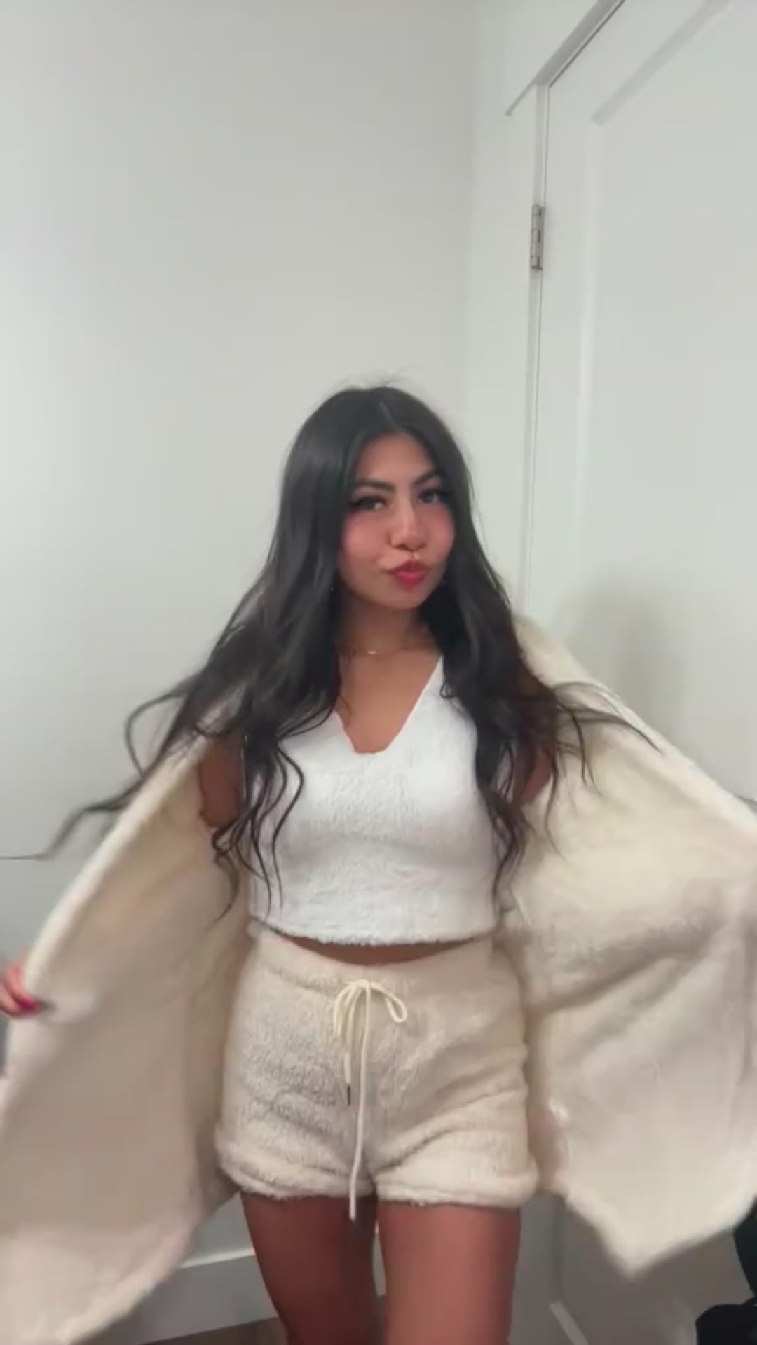 Women’s 3 Piece PJ Set – Tank Top Shorts & Cardigan video